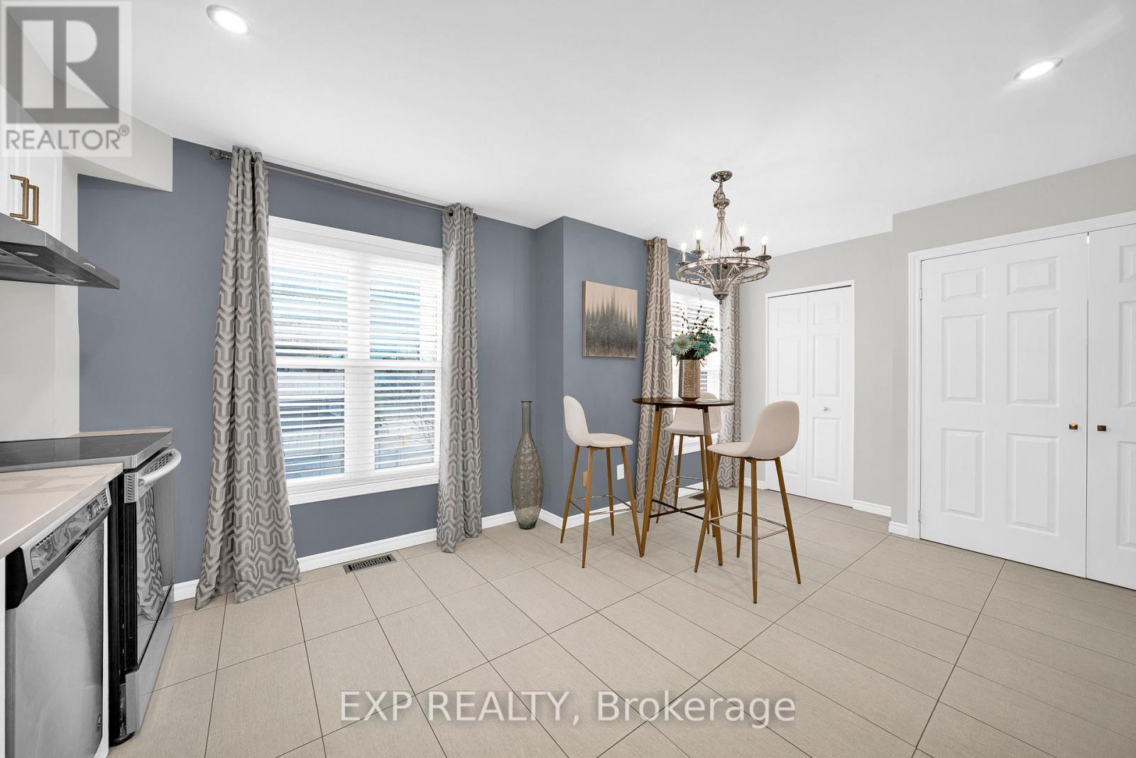 143 Arcola Private