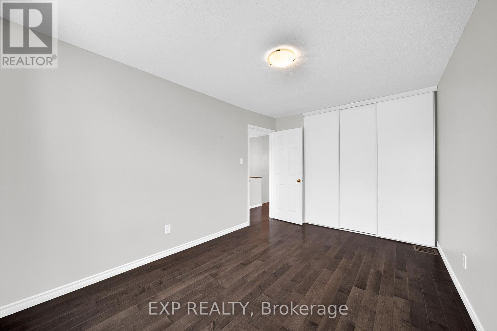 143 Arcola Private