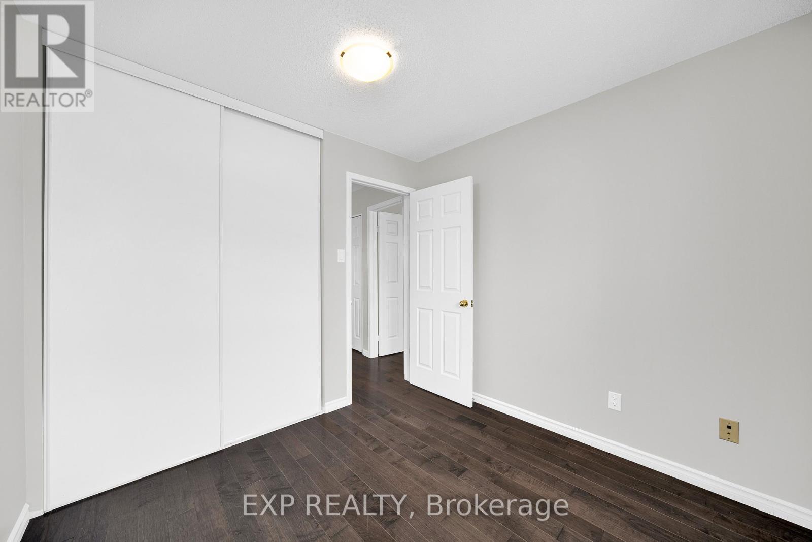 143 Arcola Private