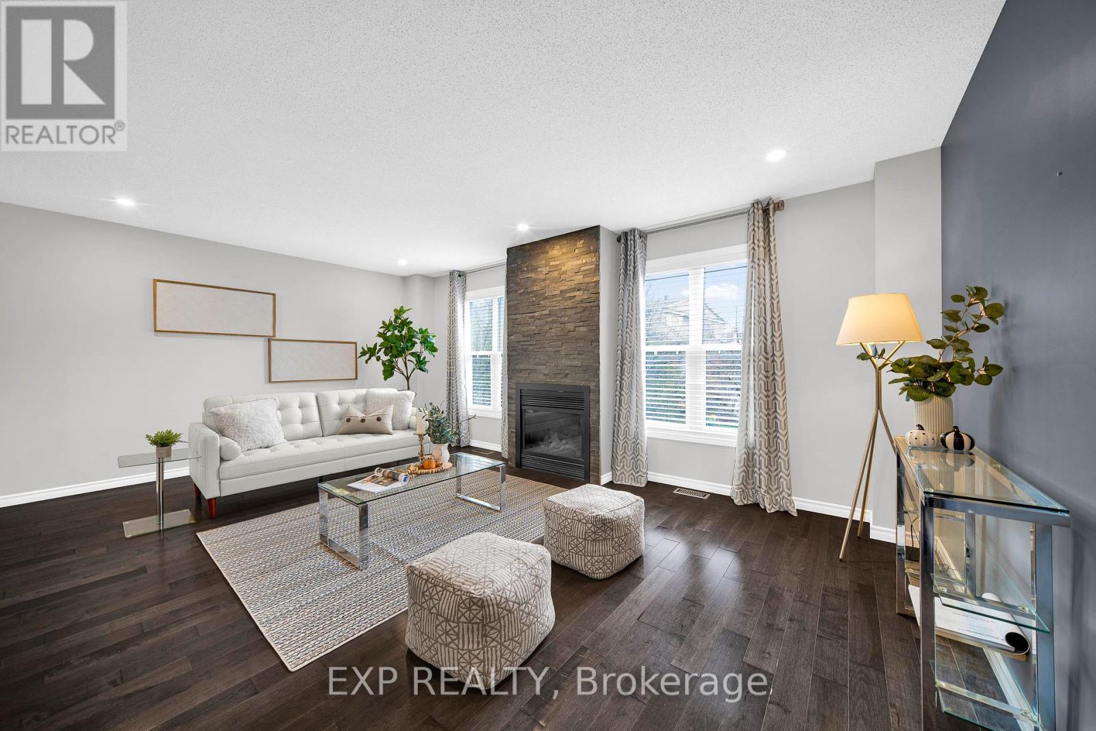 143 Arcola Private
