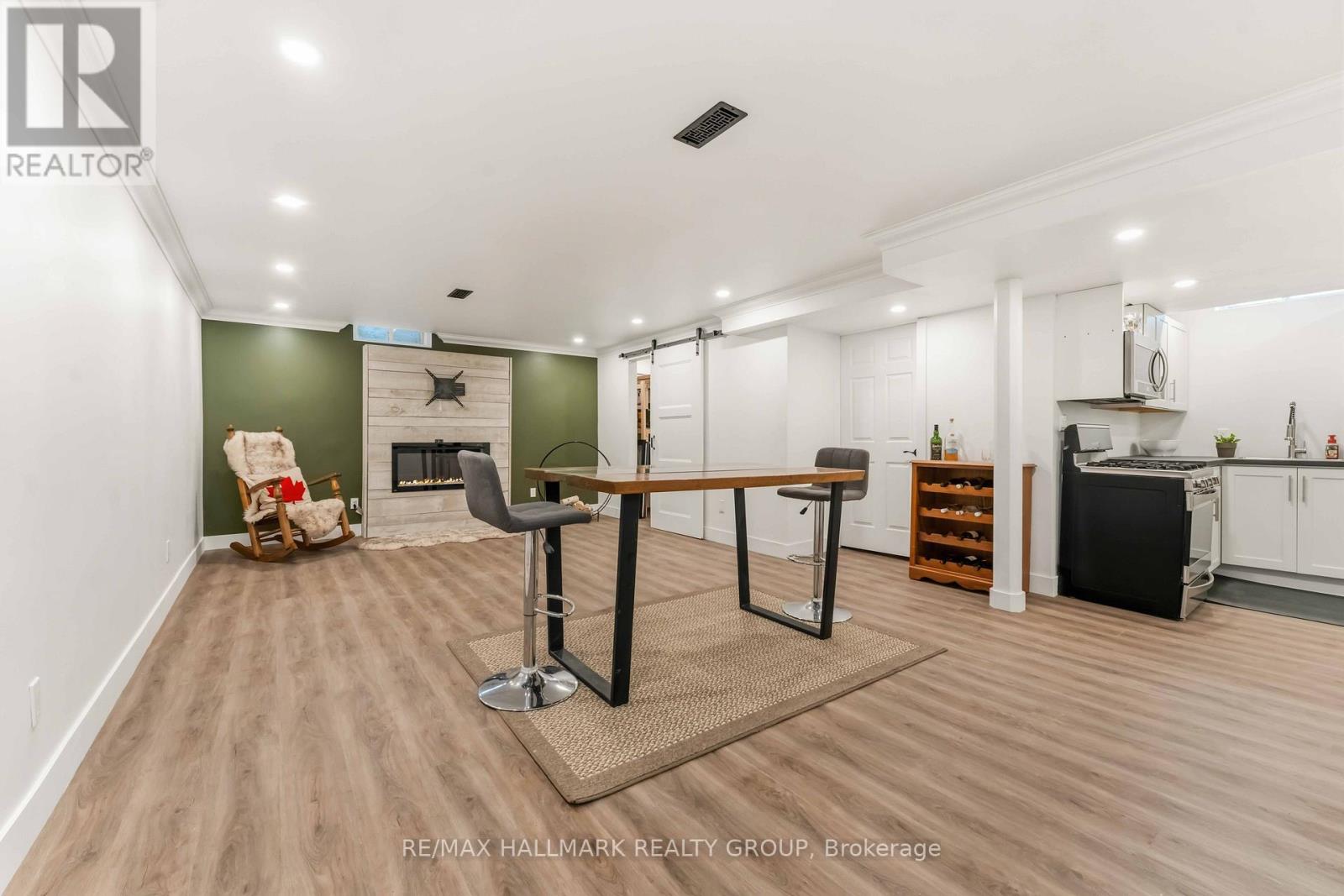 6321 Lumberman Way