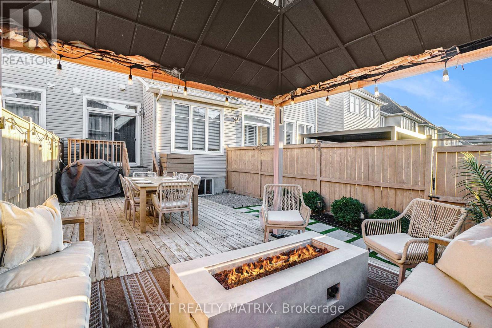 553 Jackdaw Avenue