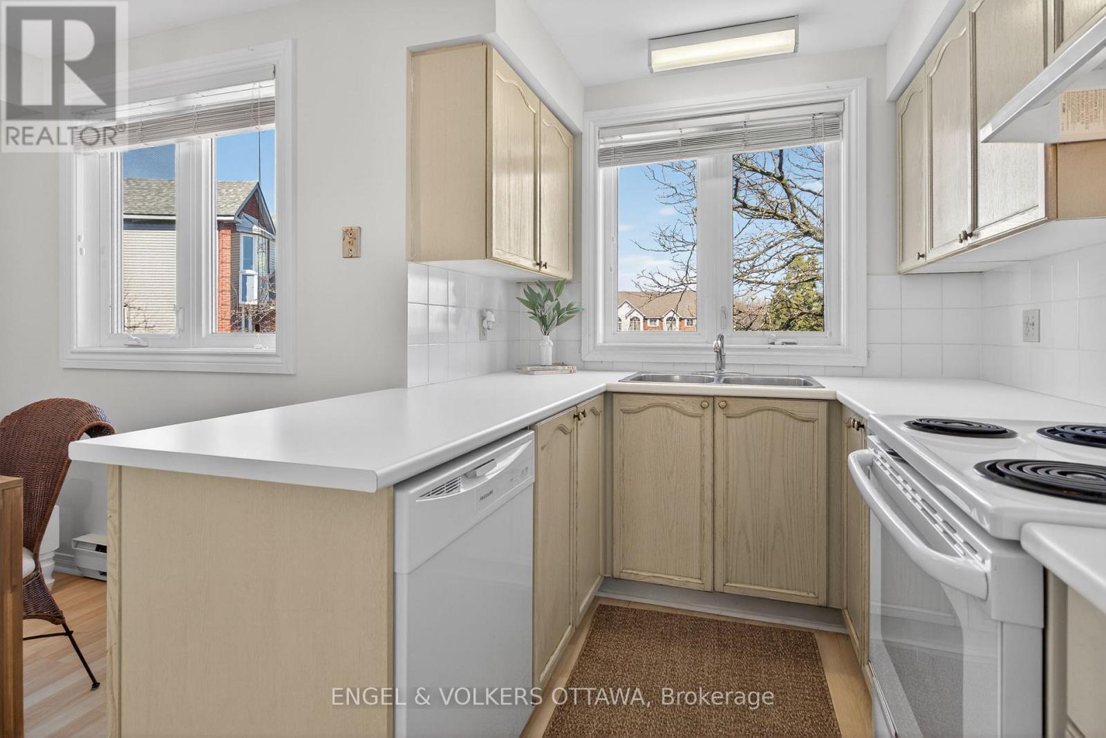 211 Briston Private