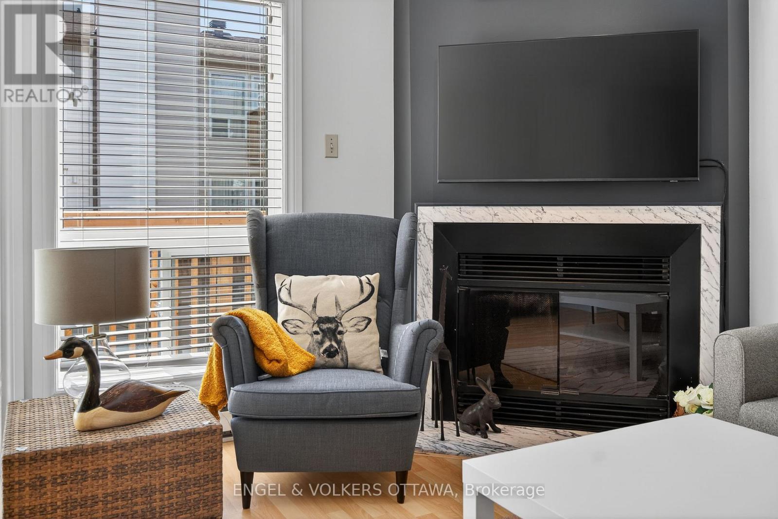 211 Briston Private