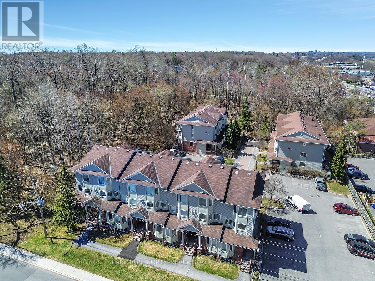 11 - 1400 Wildberry Court