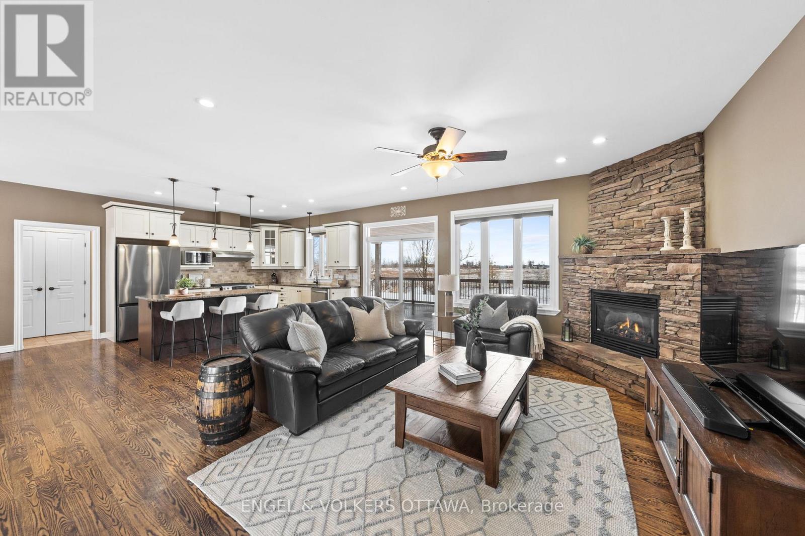 5579 Lombardy Drive