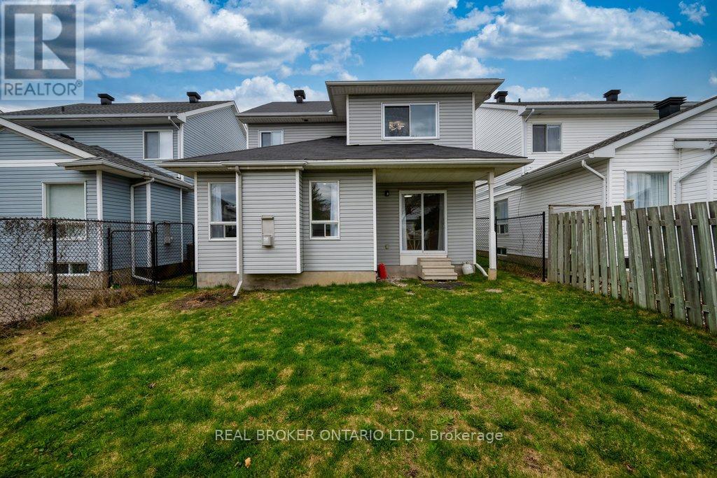 993 Sheenboro Crescent