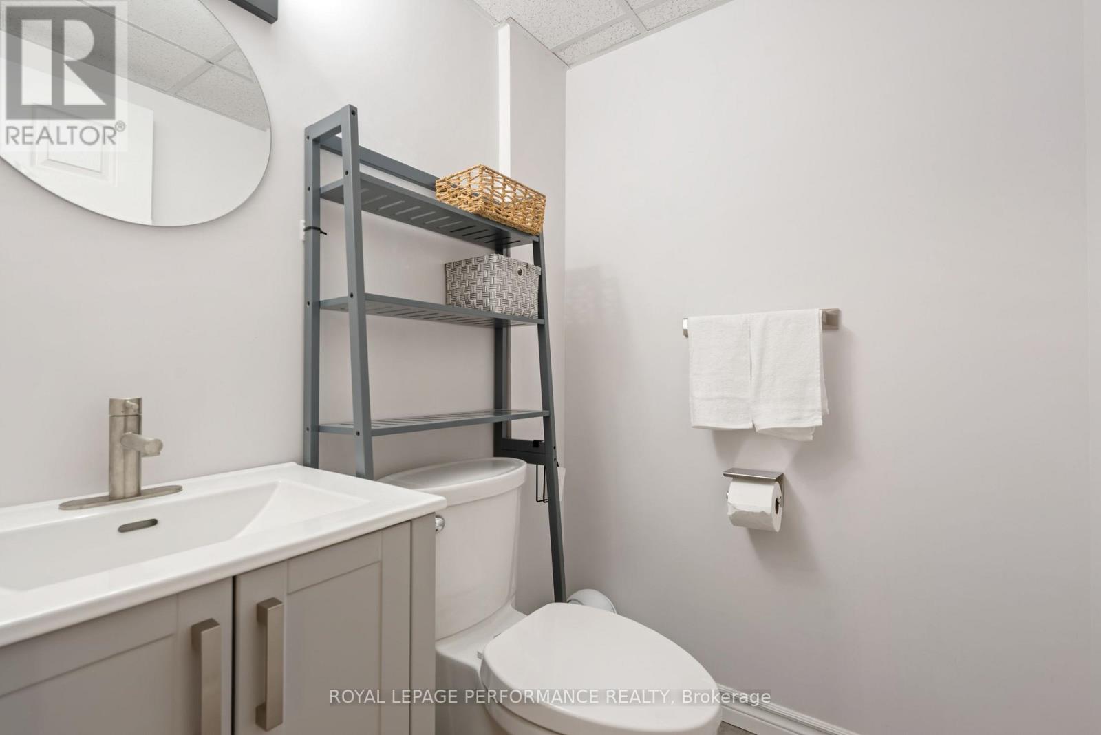 6263 Macdonald Court