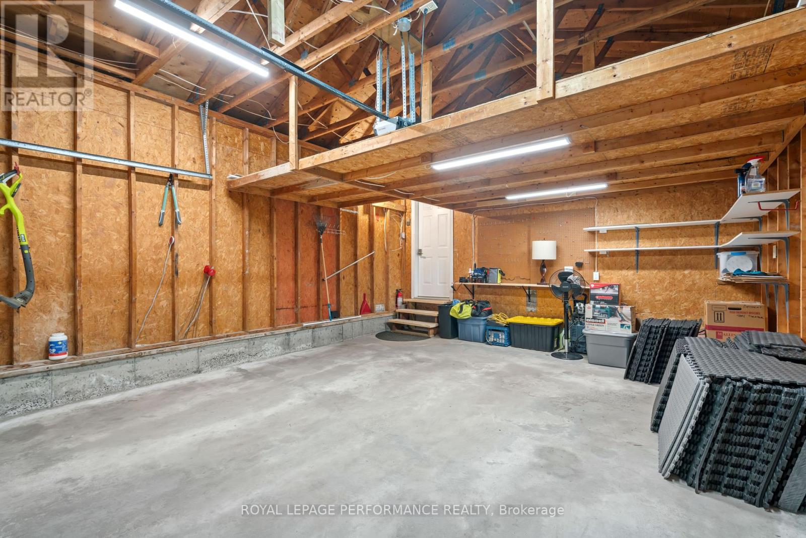 6263 Macdonald Court