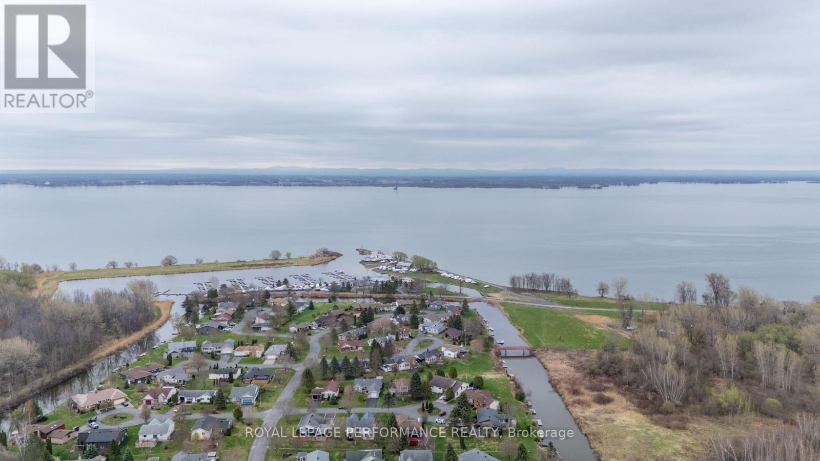 6263 Macdonald Court