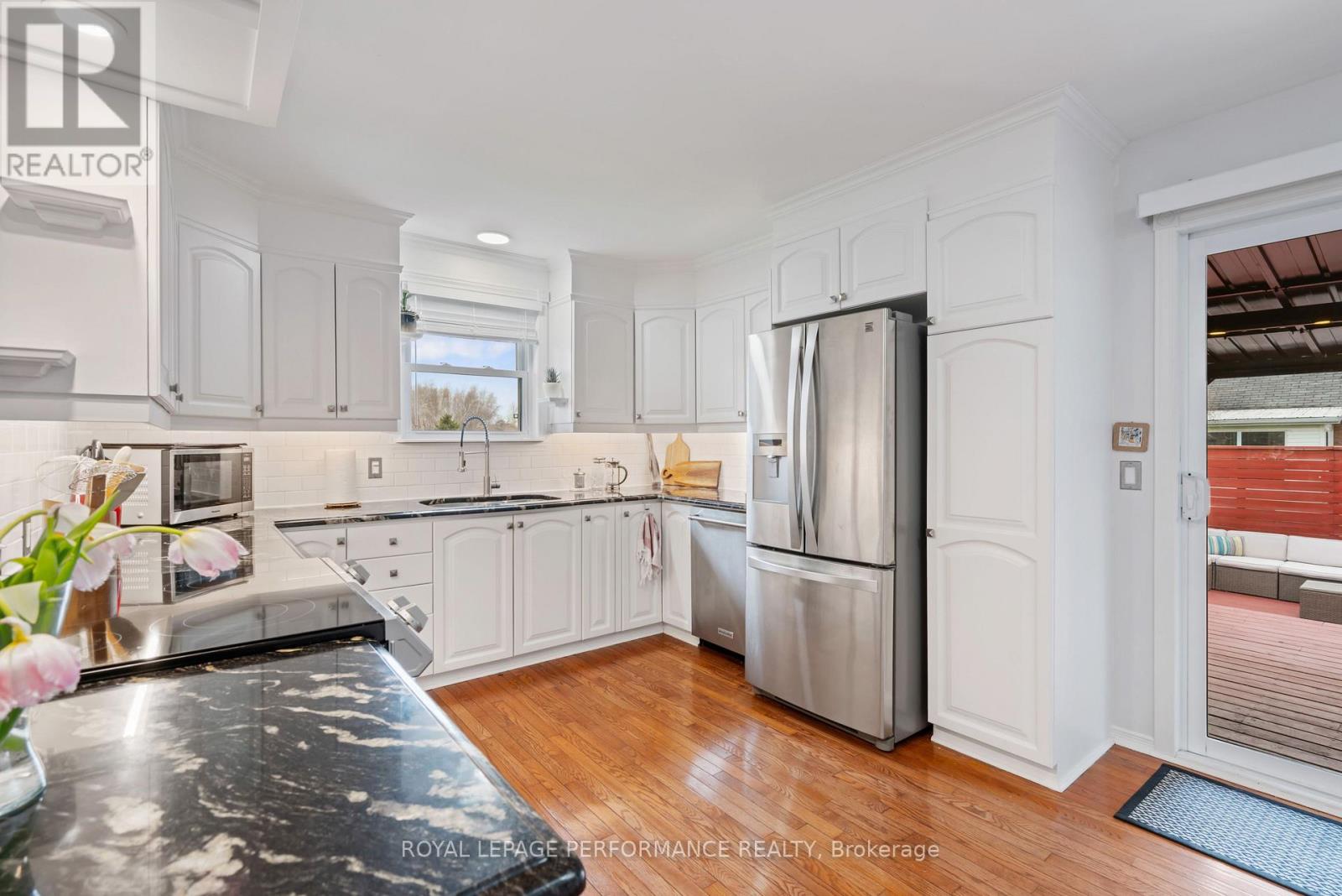 6263 Macdonald Court