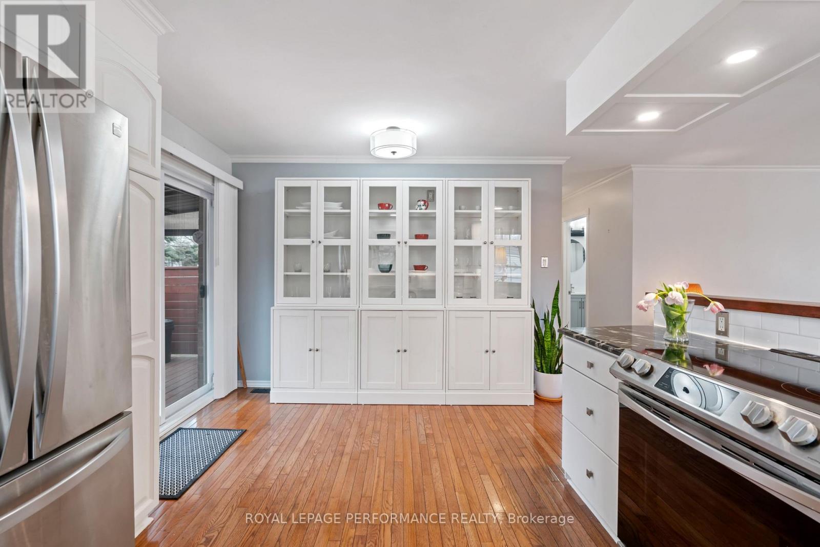 6263 Macdonald Court