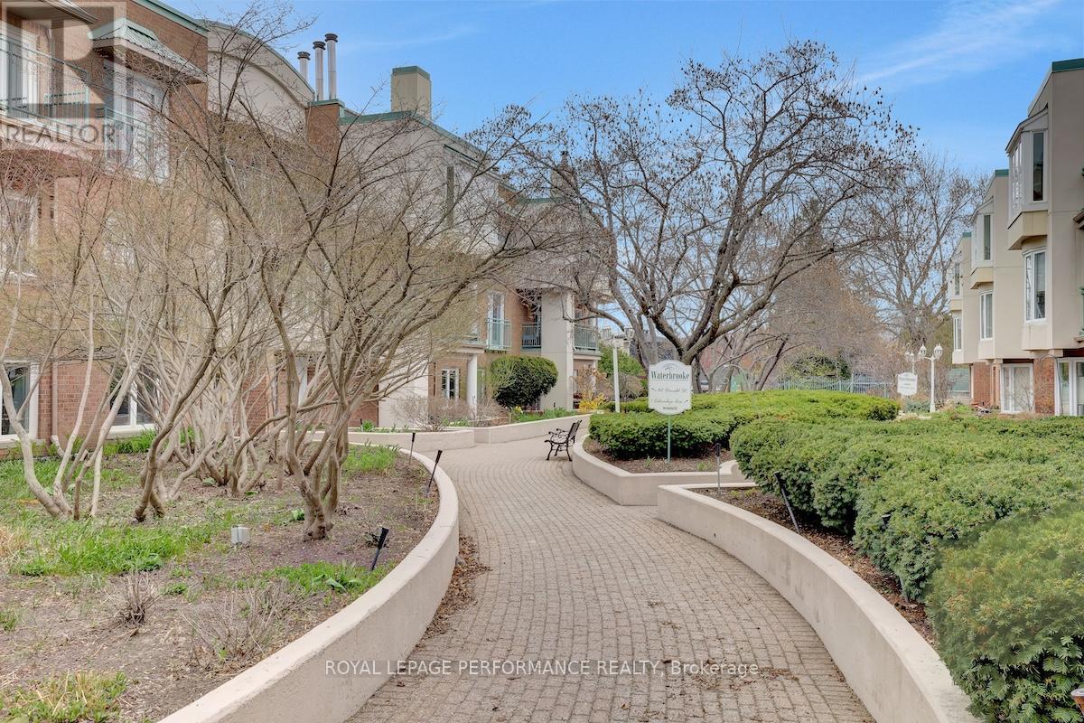 401d - 1 Columbus Avenue