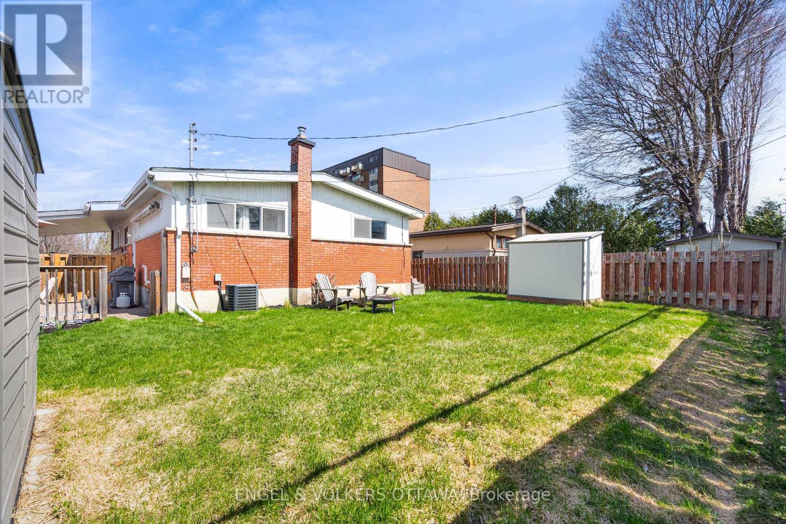 1004 Pleasant Park Road