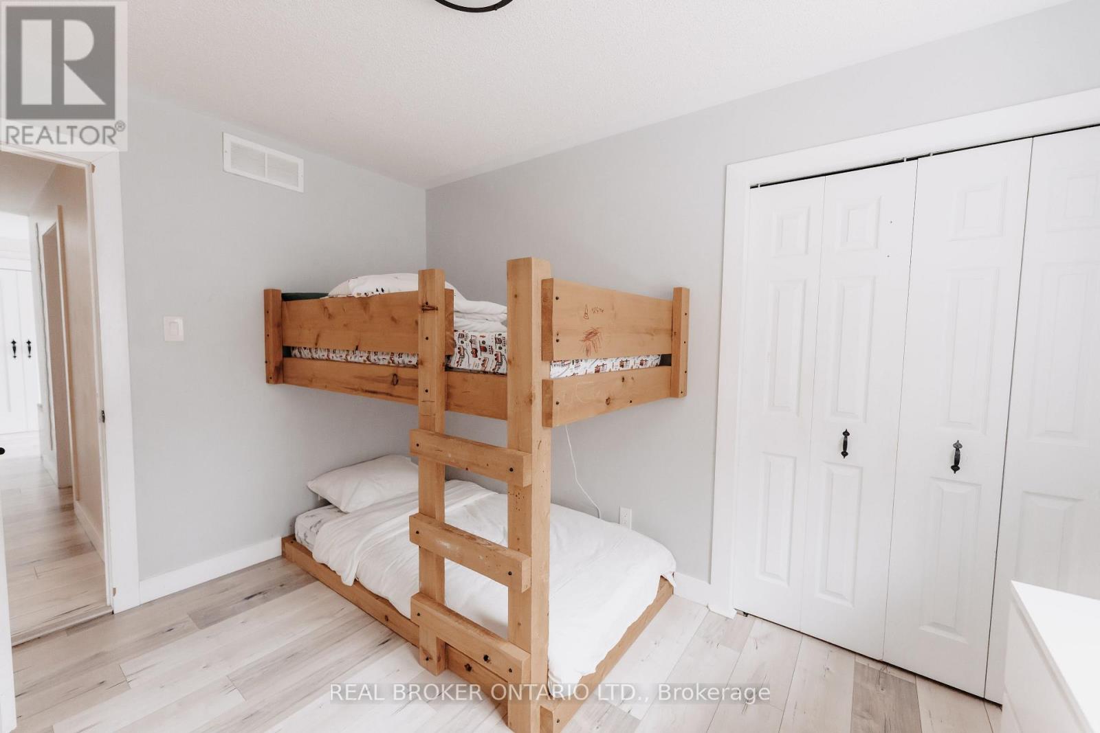 1391 Sutherland Drive