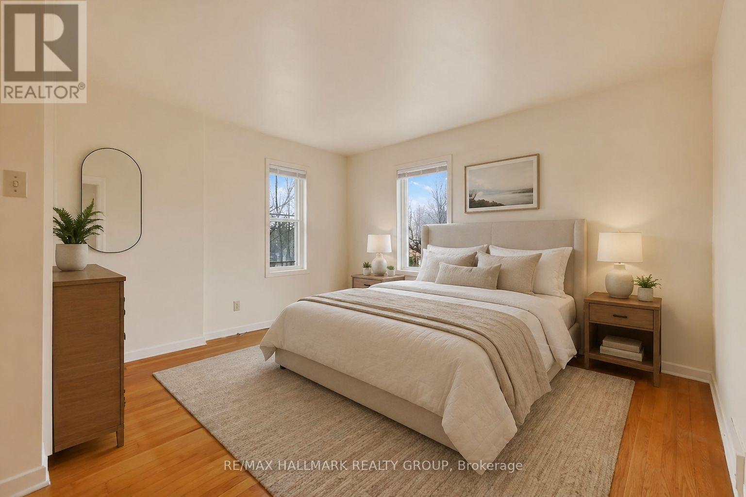 570 Minto Place