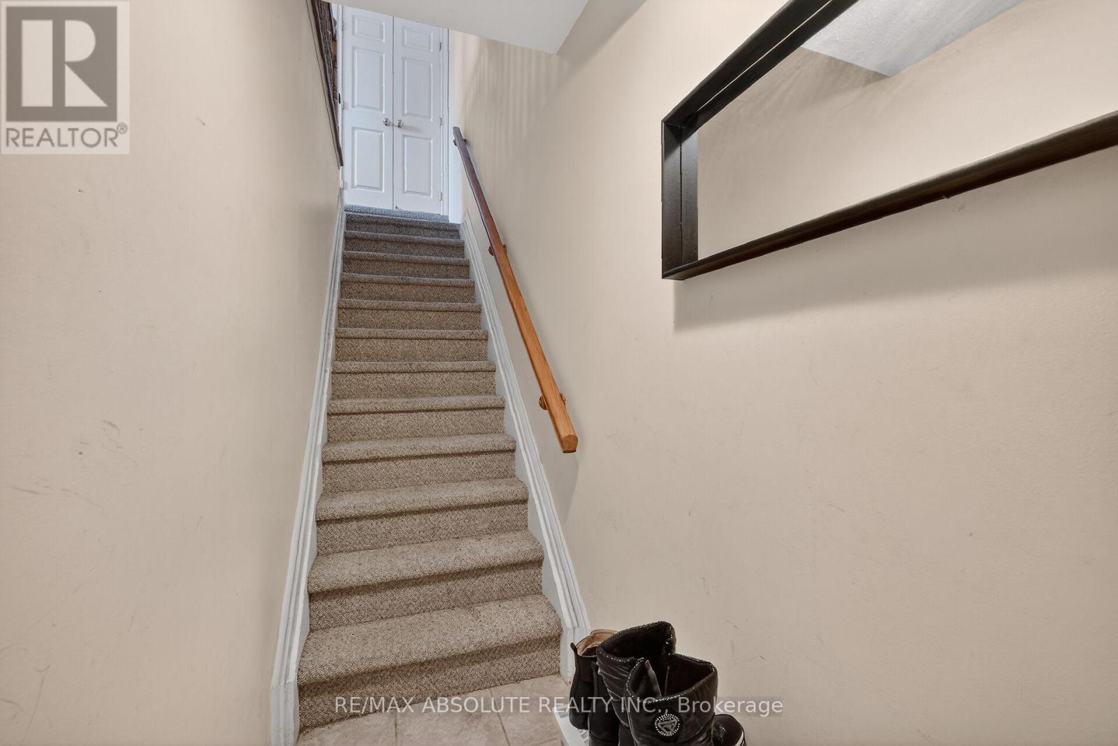 117 Tall Pines Private
