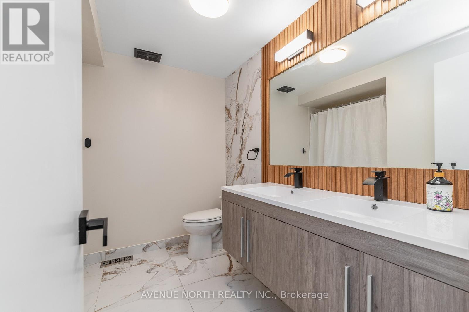 406 Verdon Private