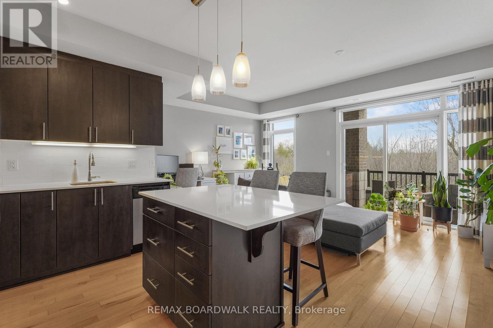 203 - 705 Beauparc Private