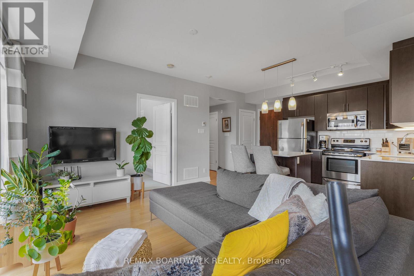 203 - 705 Beauparc Private