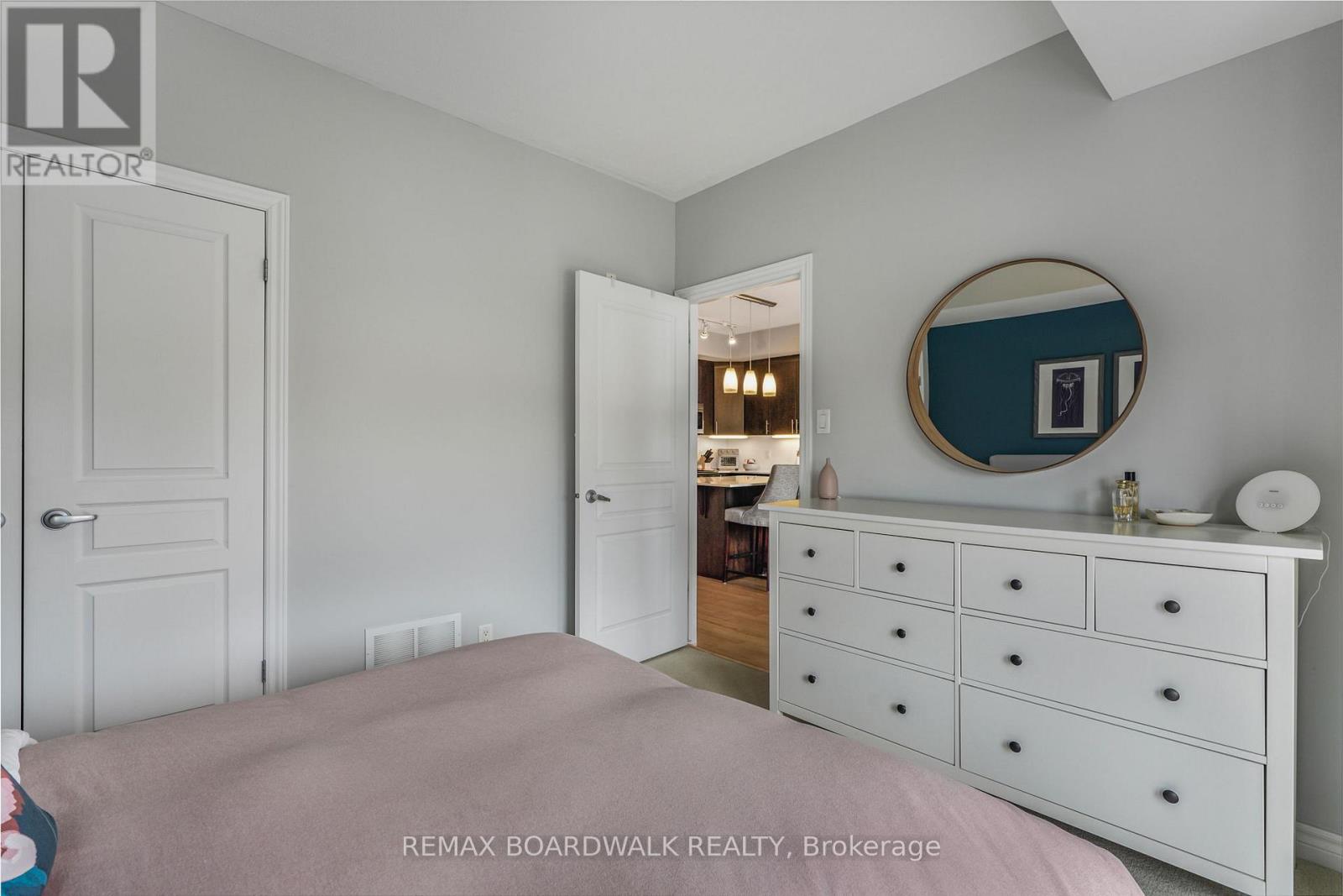 203 - 705 Beauparc Private