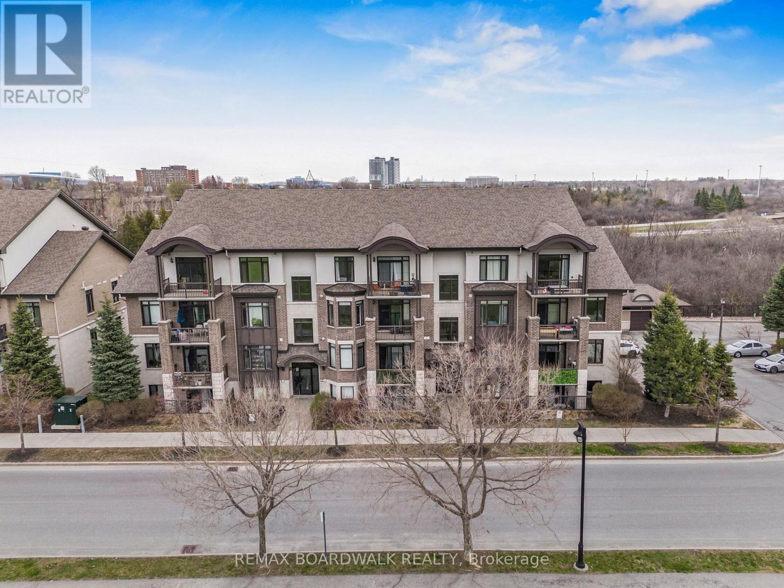 203 - 705 Beauparc Private
