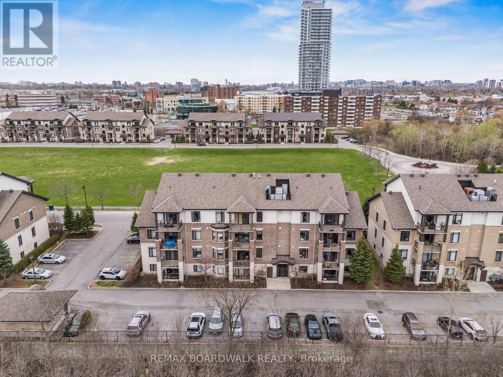 203 - 705 Beauparc Private
