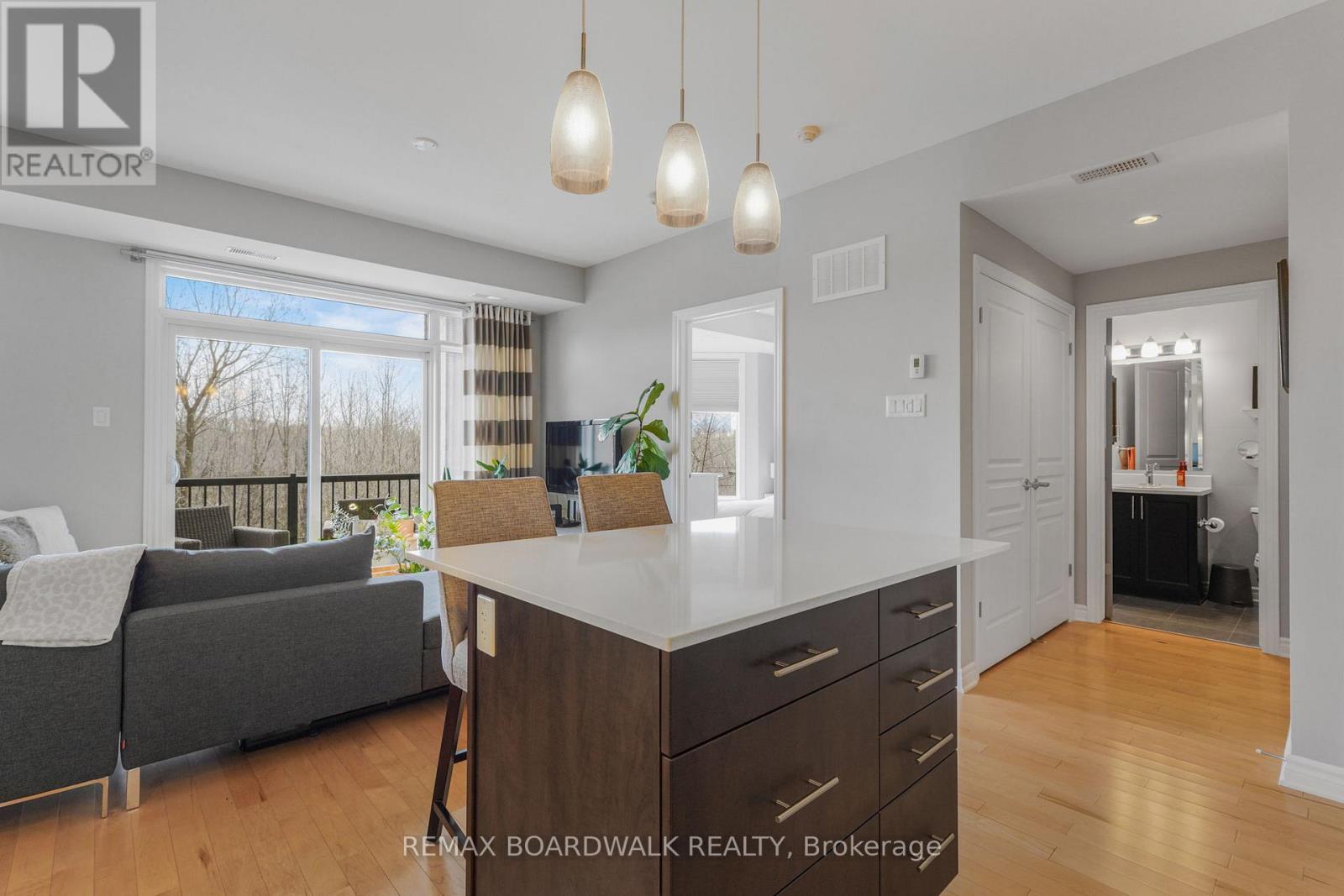 203 - 705 Beauparc Private
