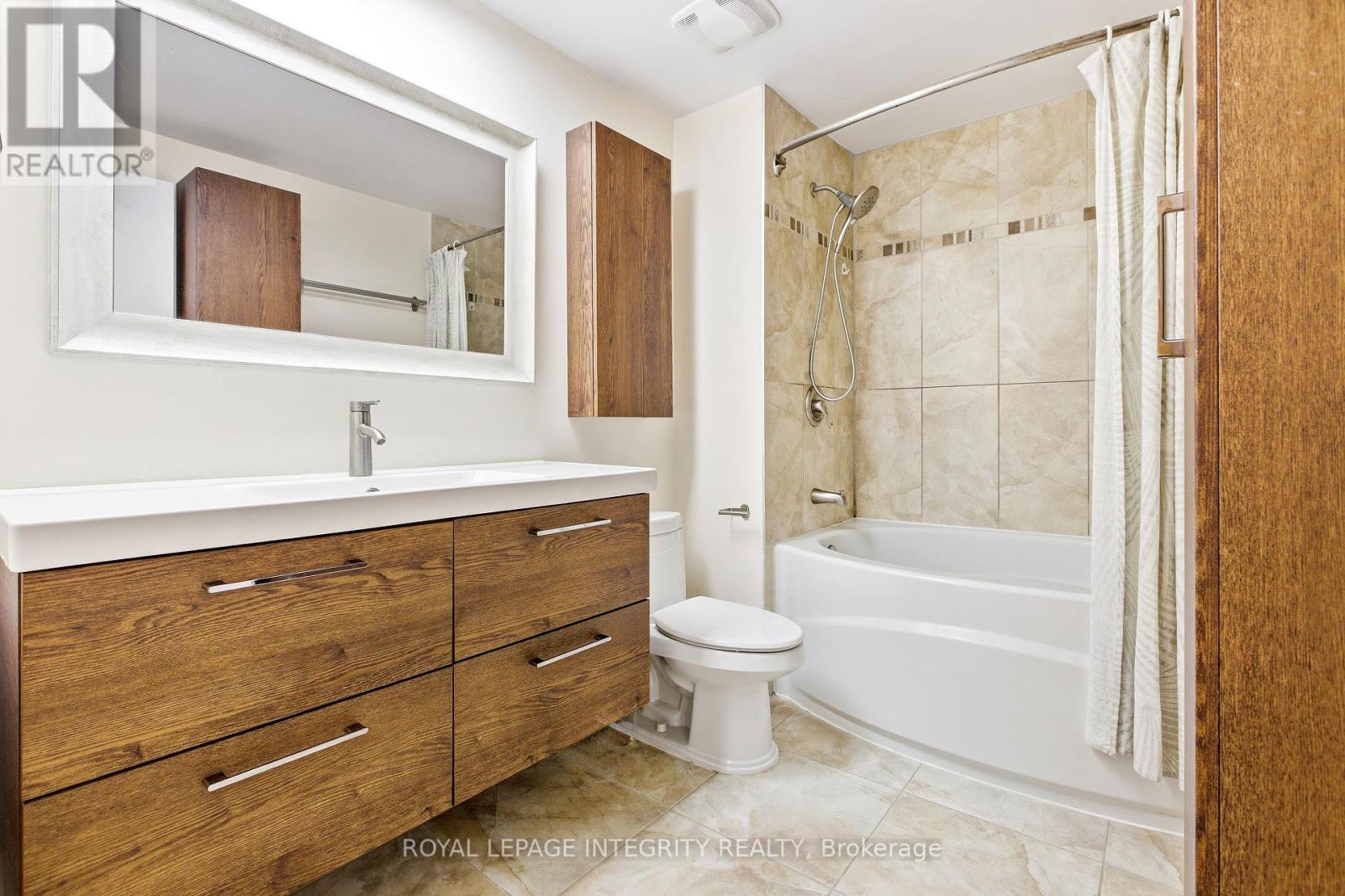 33 - 3205 Uplands Drive