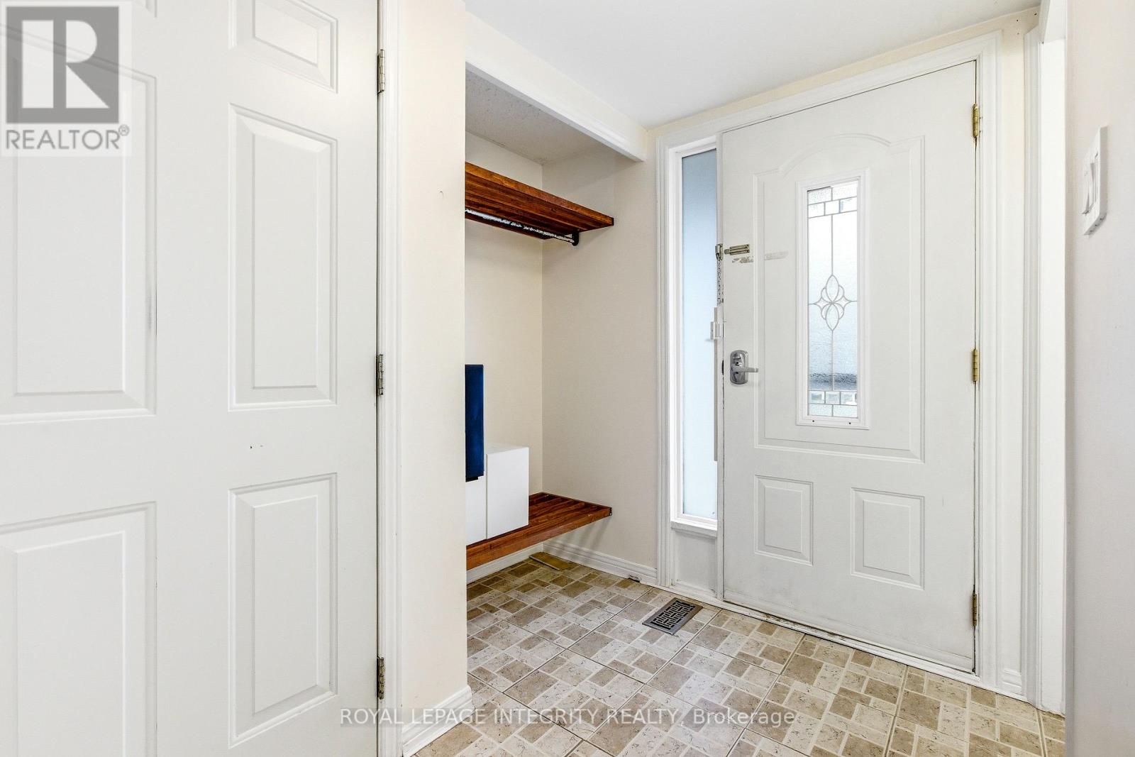 33 - 3205 Uplands Drive