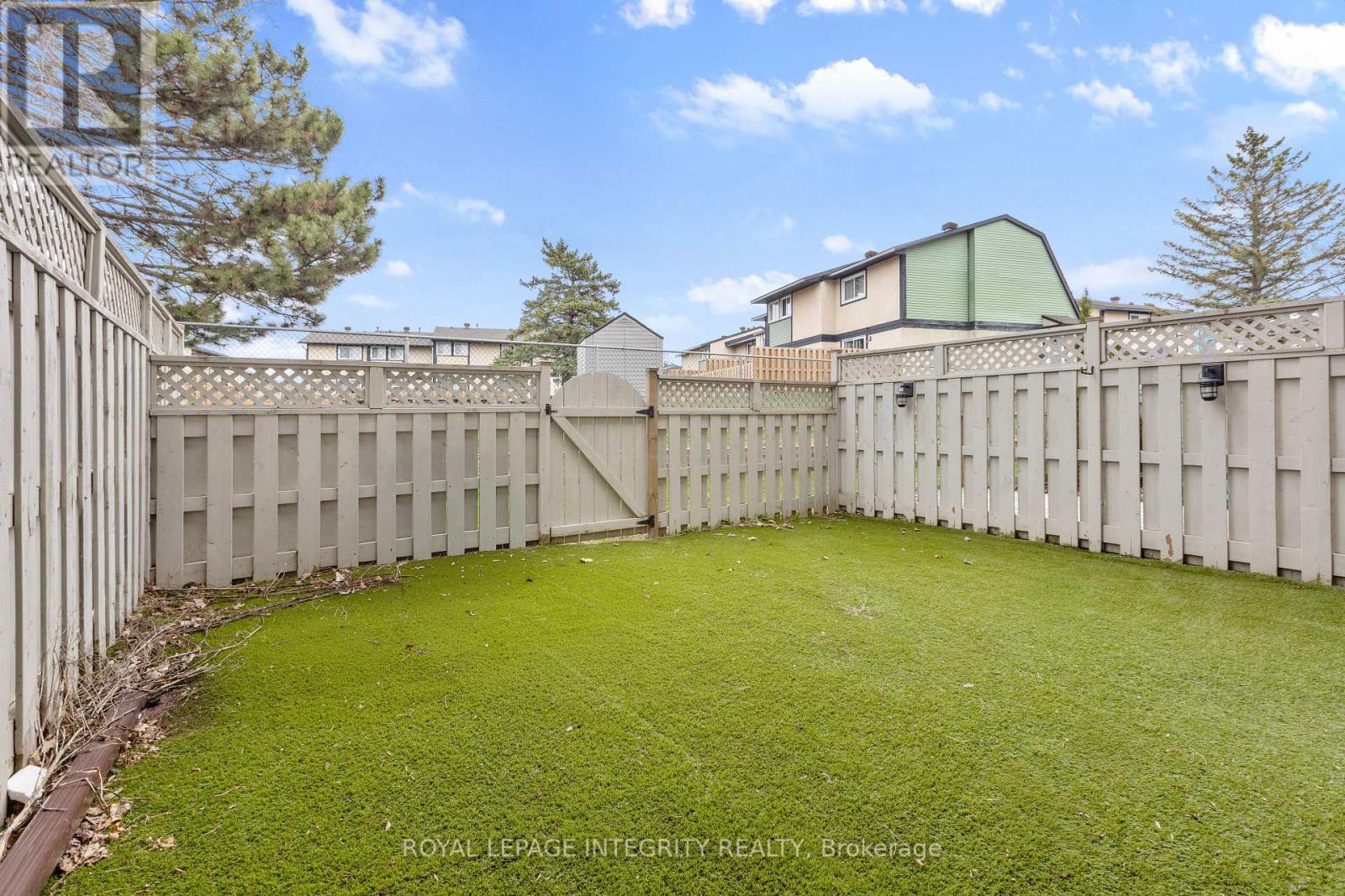 33 - 3205 Uplands Drive