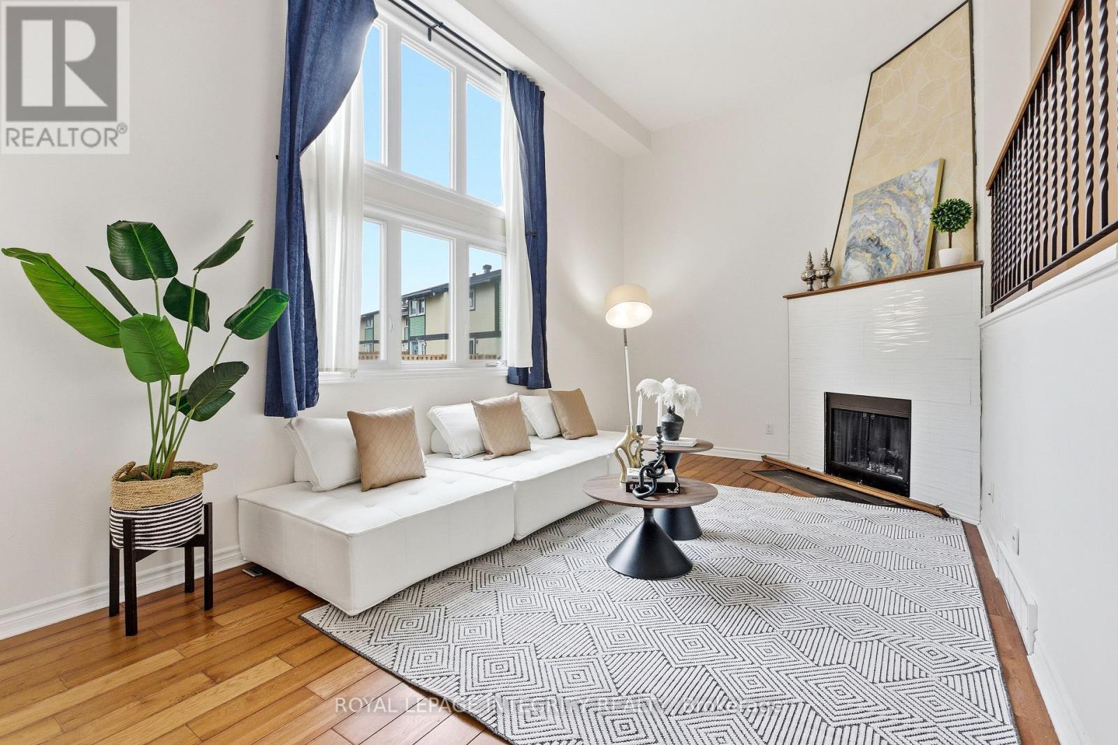 33 - 3205 Uplands Drive
