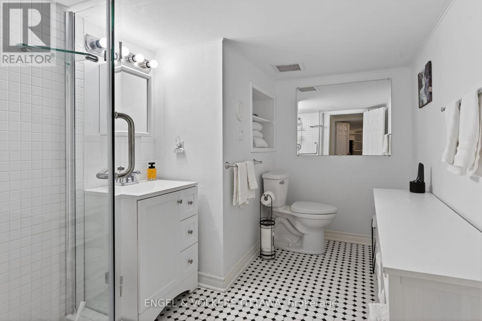 77 - 3344 Uplands Drive