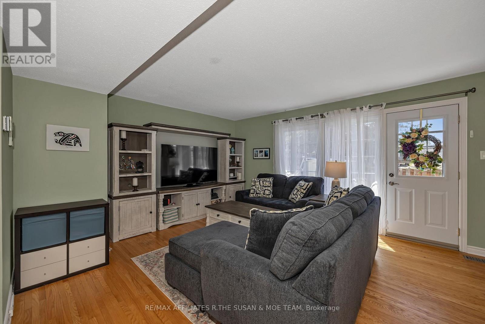 35 Monterey Drive