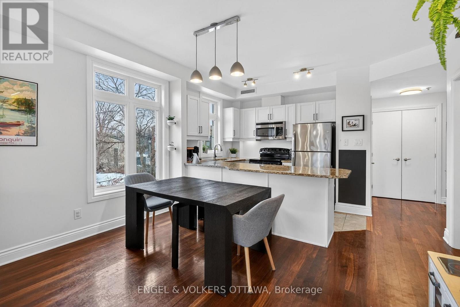 204 - 323 Winona Avenue