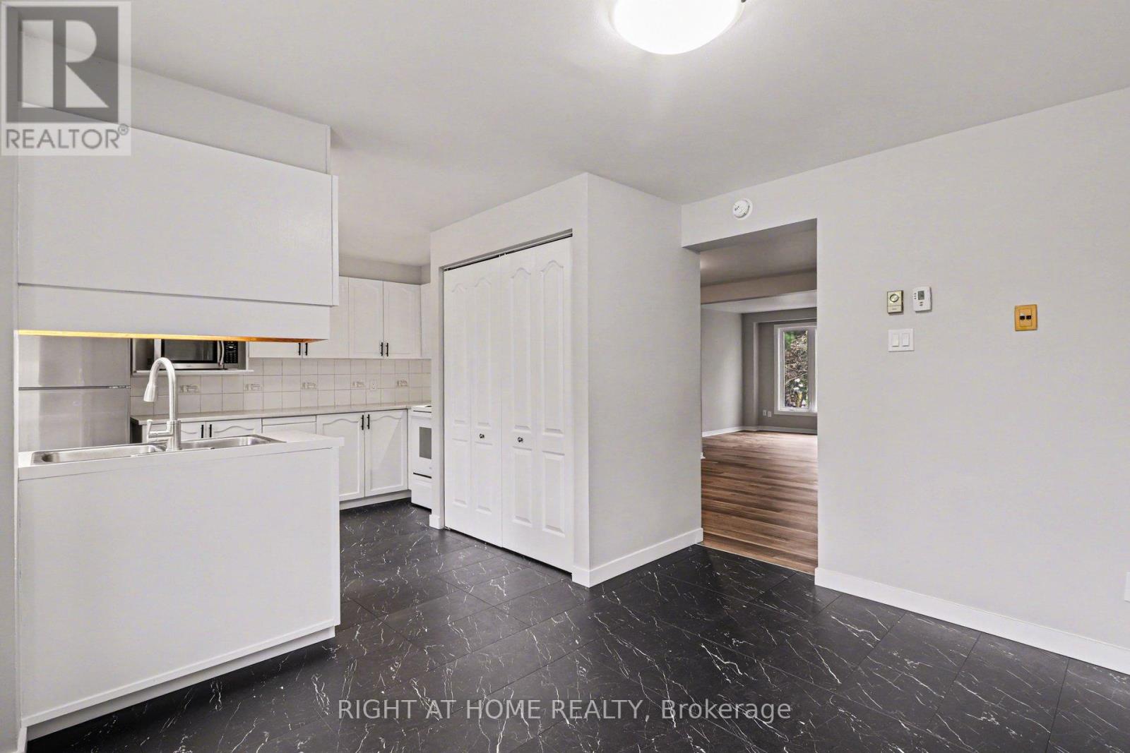 29 - 26 Wrenwood Crescent