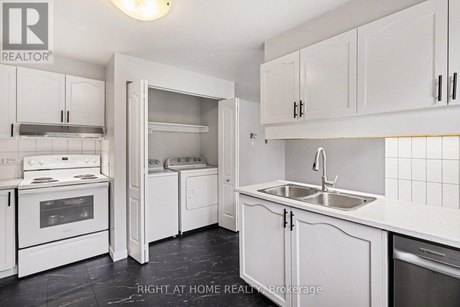 29 - 26 Wrenwood Crescent