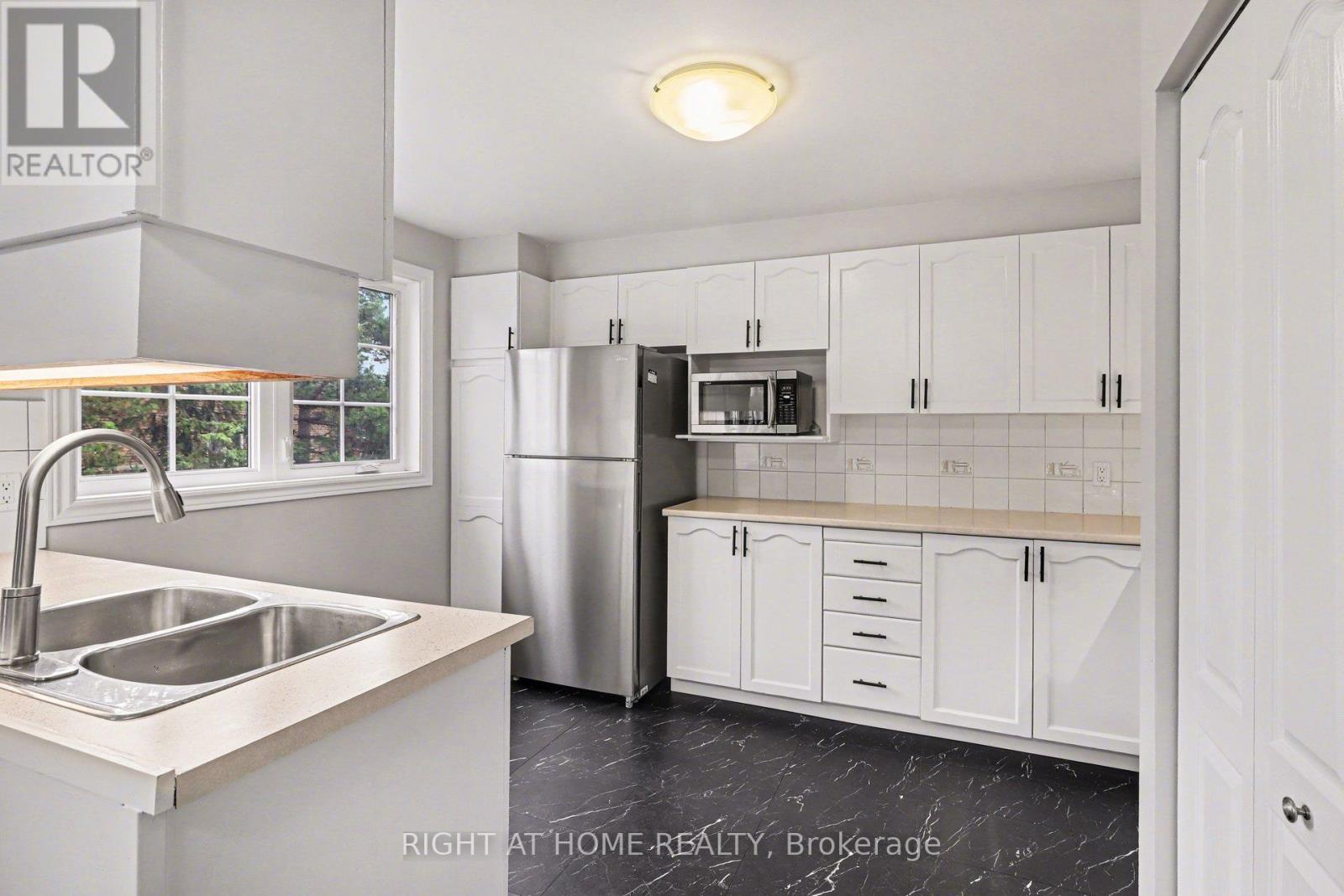 29 - 26 Wrenwood Crescent