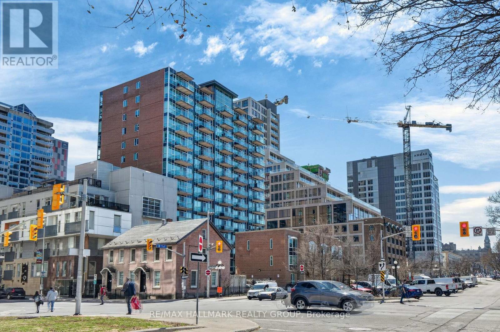 1401 - 134 York Street