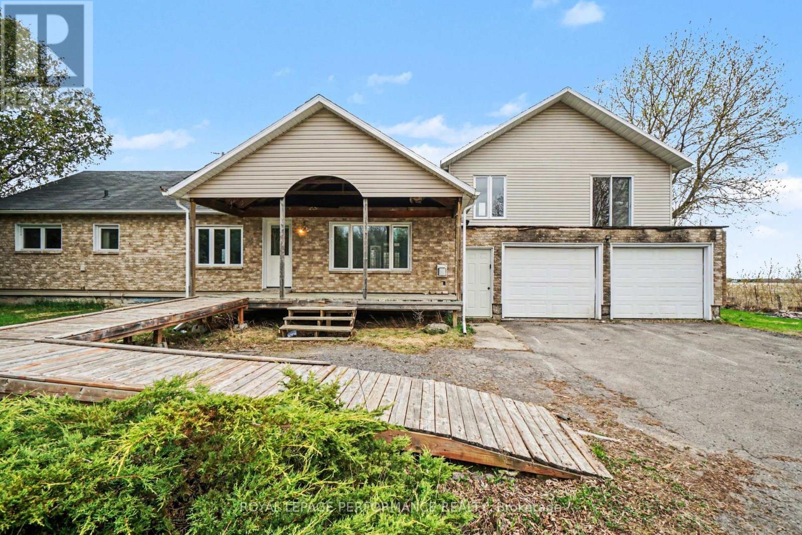 4946 Thunder Road