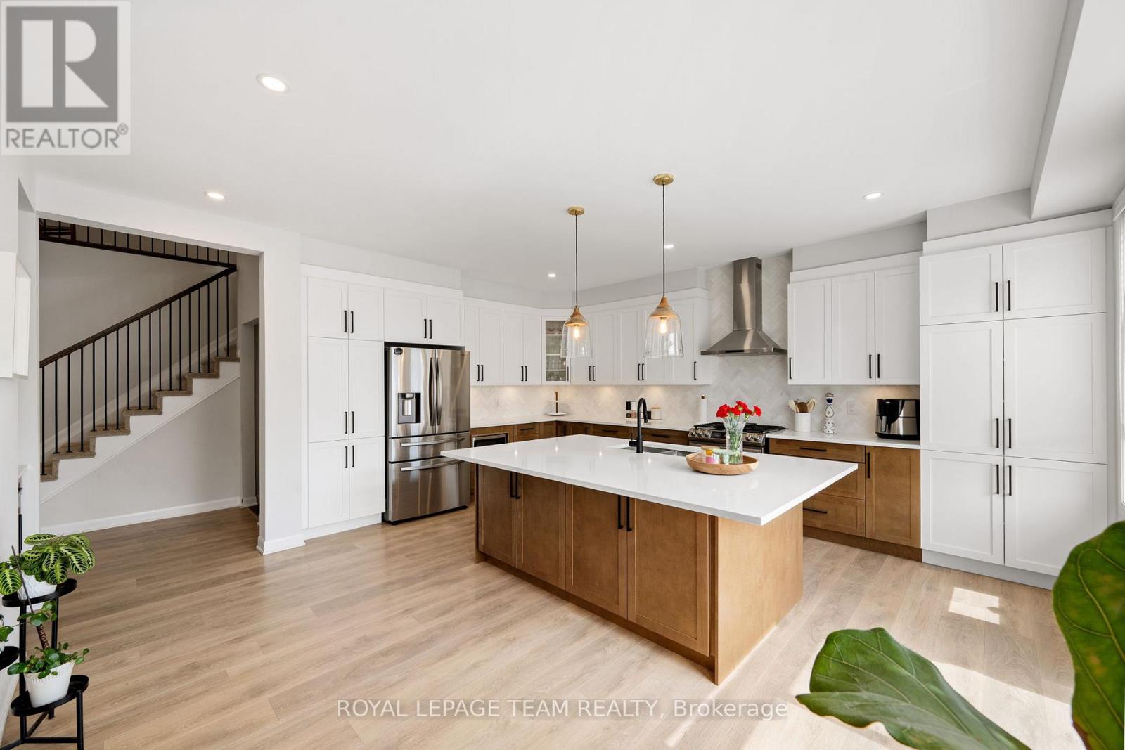 98 Ralph Erfle Way