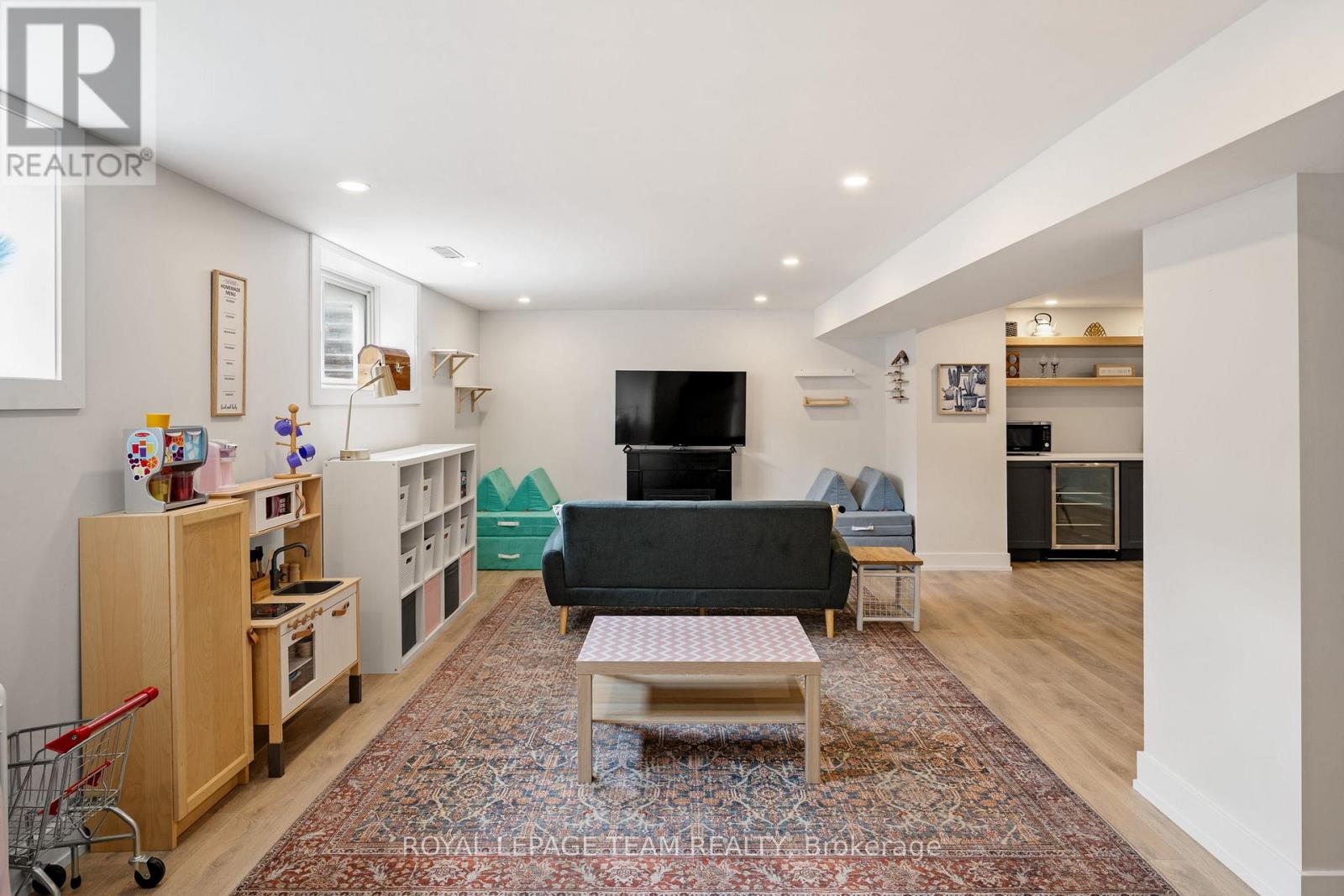 98 Ralph Erfle Way