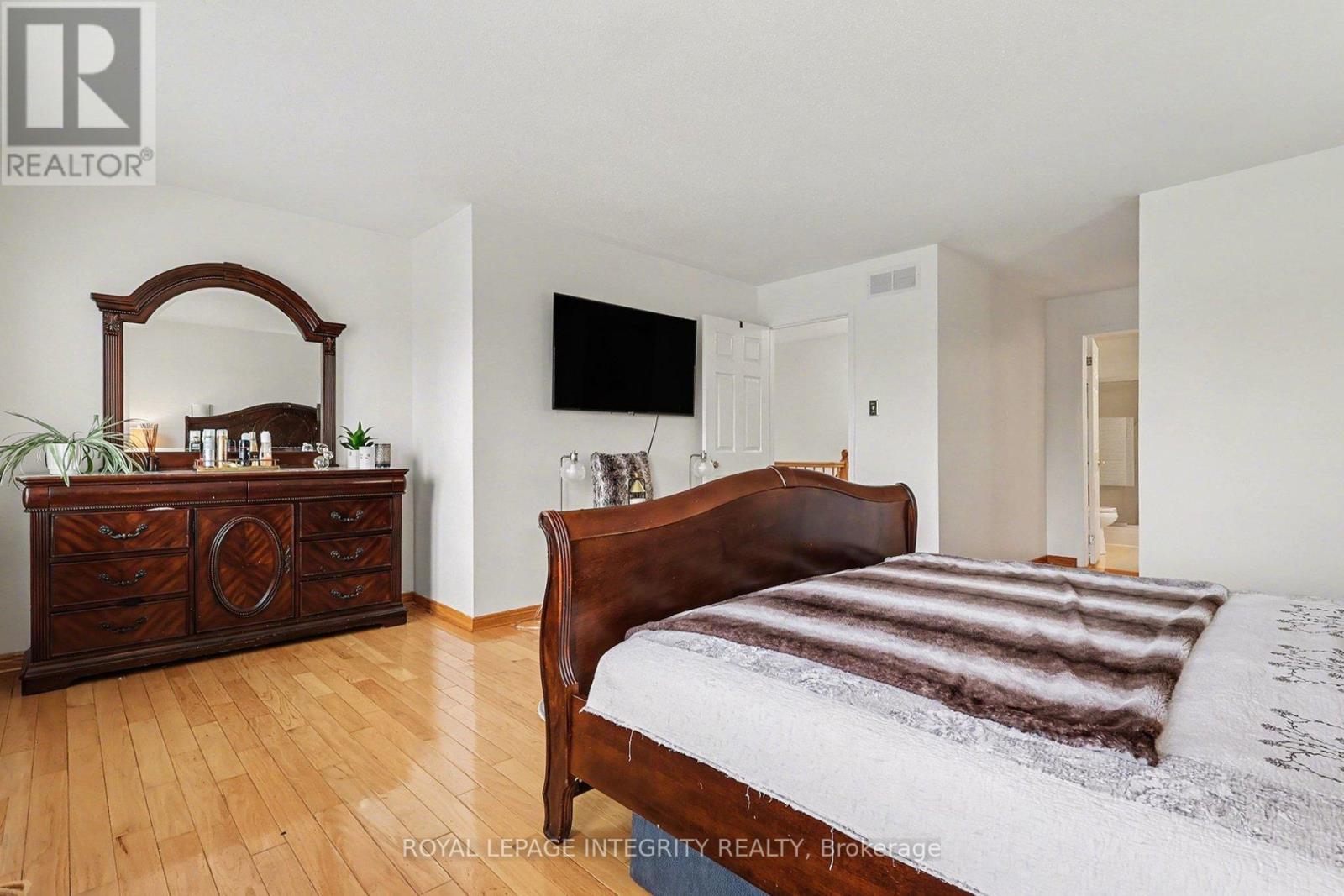 2103 Gardenway Drive