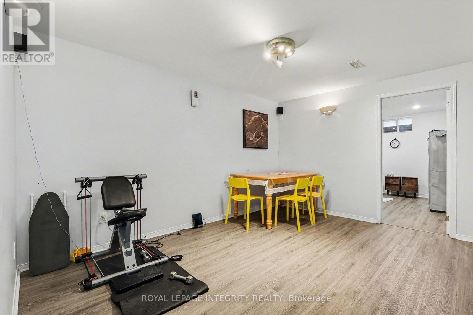2103 Gardenway Drive