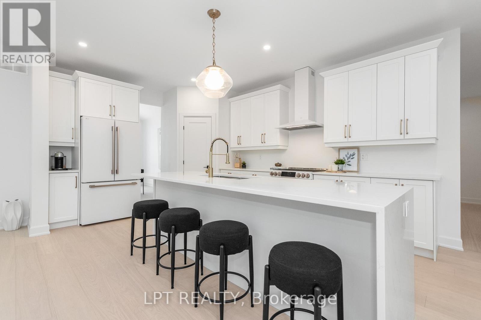 23 Skeel Court