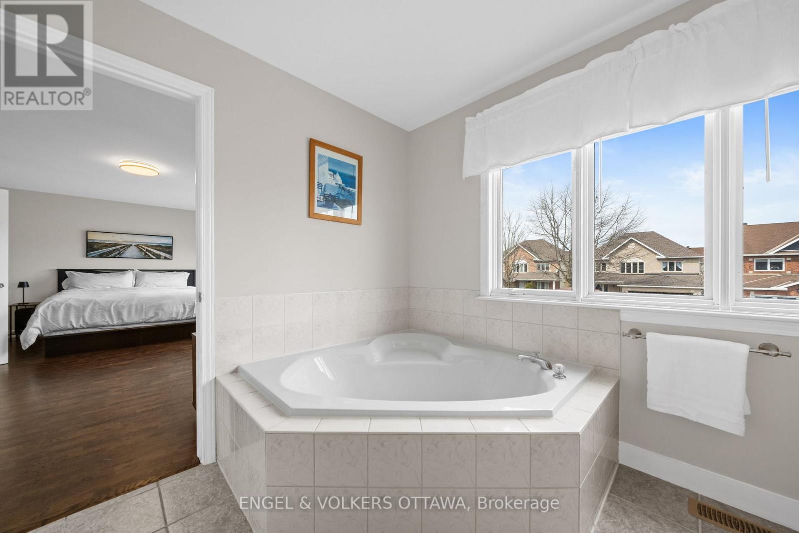 16 Mayford Avenue