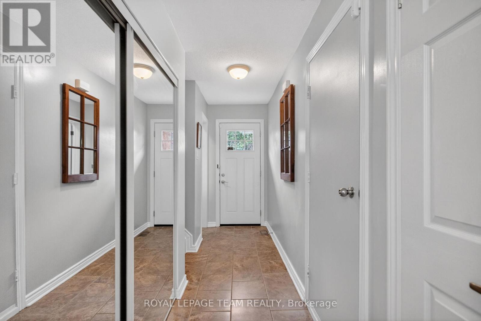 14 - 19 Trafford Lane W