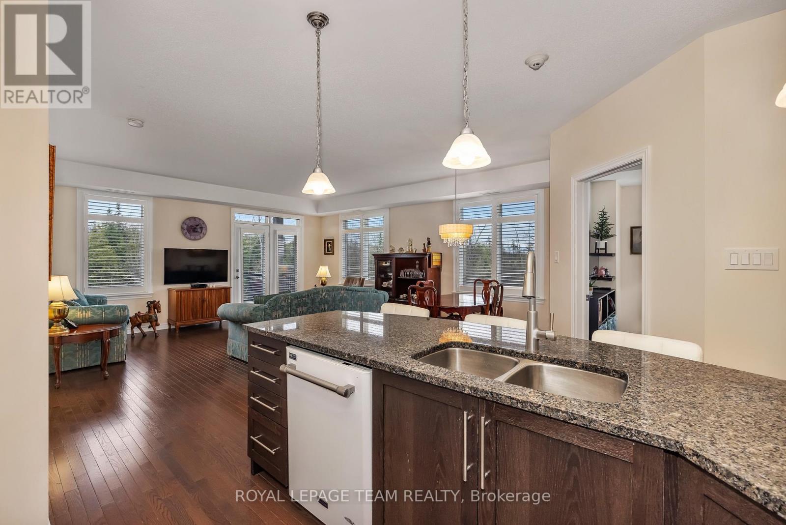 203 - 52 Magnolia Way