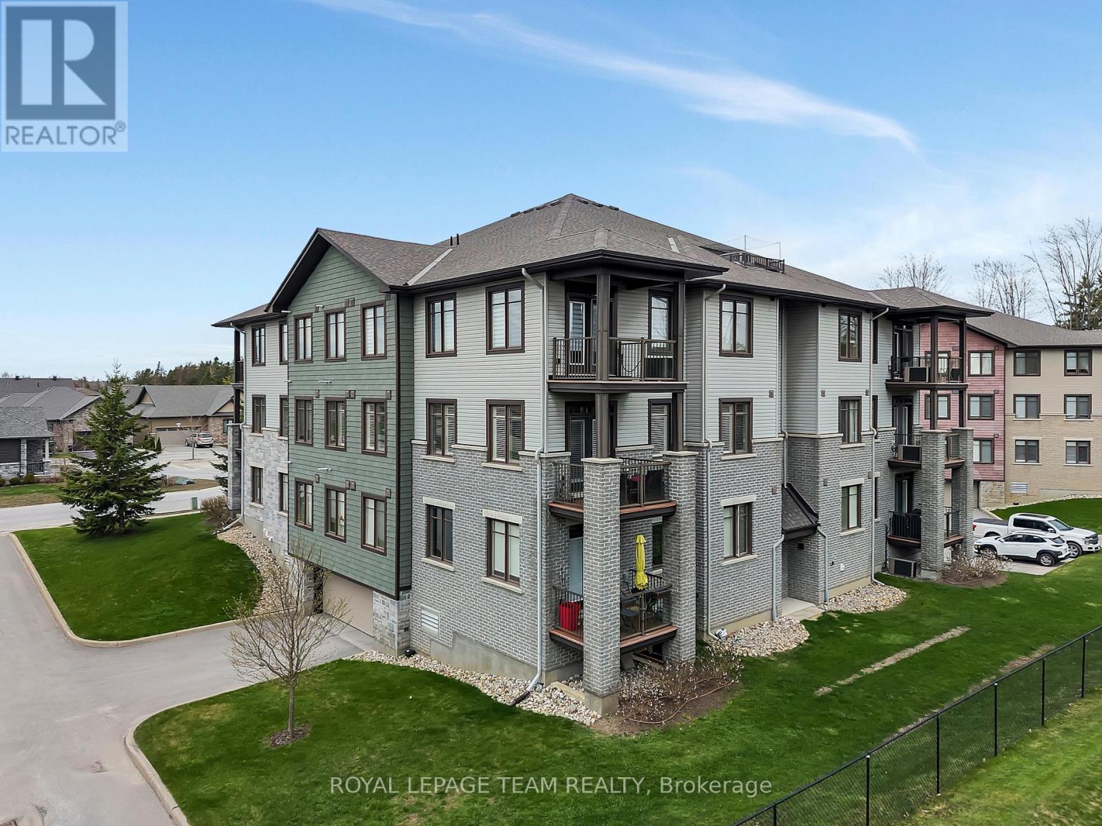 203 - 52 Magnolia Way