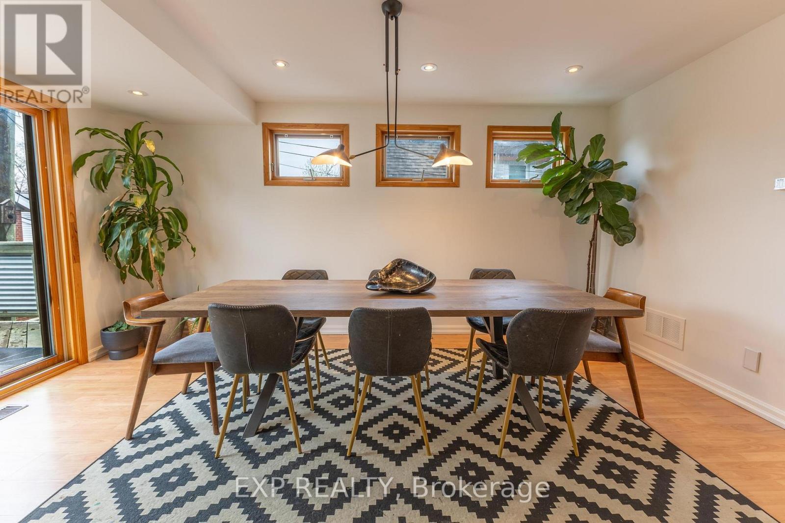162 Westhaven Crescent